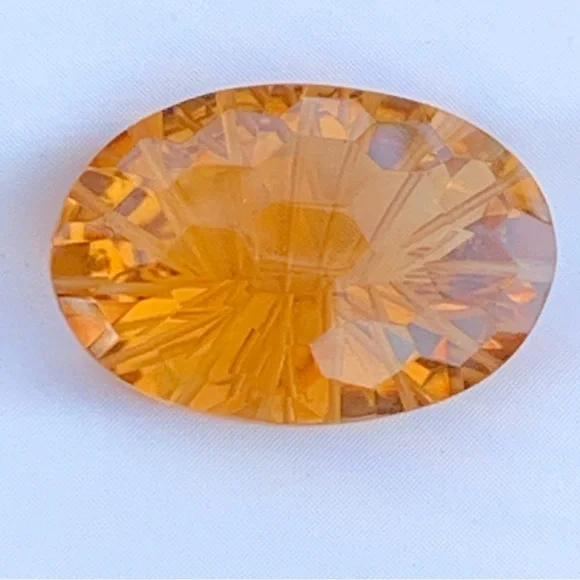 9.30 Carats Natural Citrine Nice Cut Gemstone - Picture 4 of 17